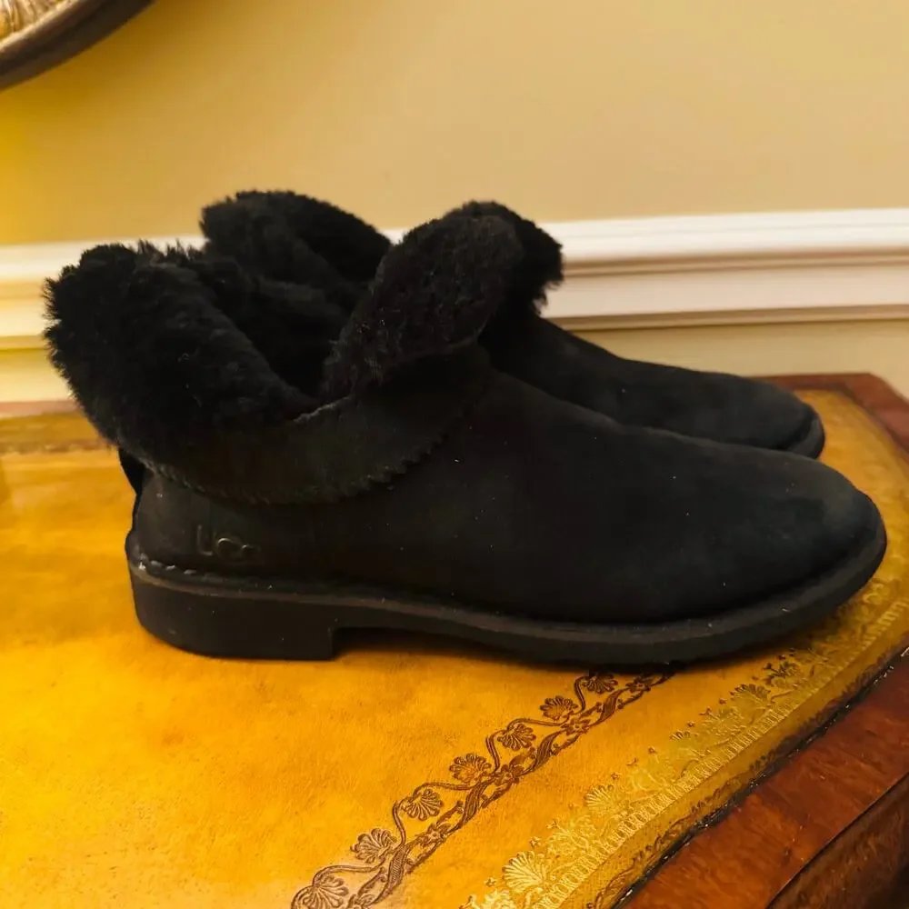 UGG Womens McKay Black 1012358 Suede Sheepskin Pull On Ankle Boots Booties Sz 10